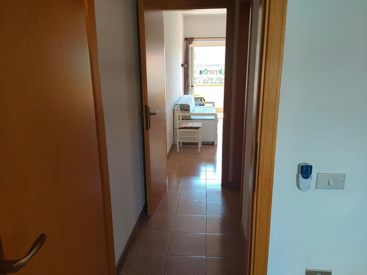 Oasy4 Apartman Villasimius Kültér fotó