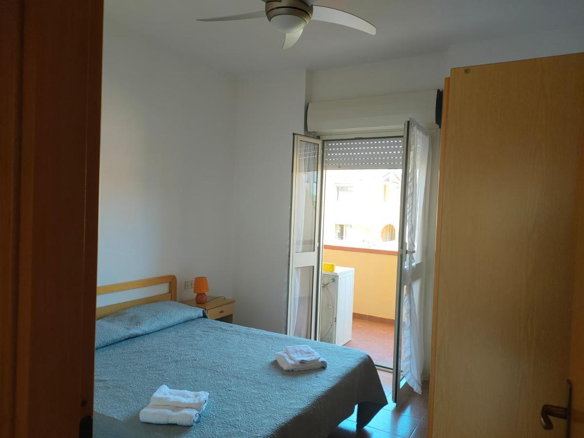 Oasy4 Apartman Villasimius Kültér fotó